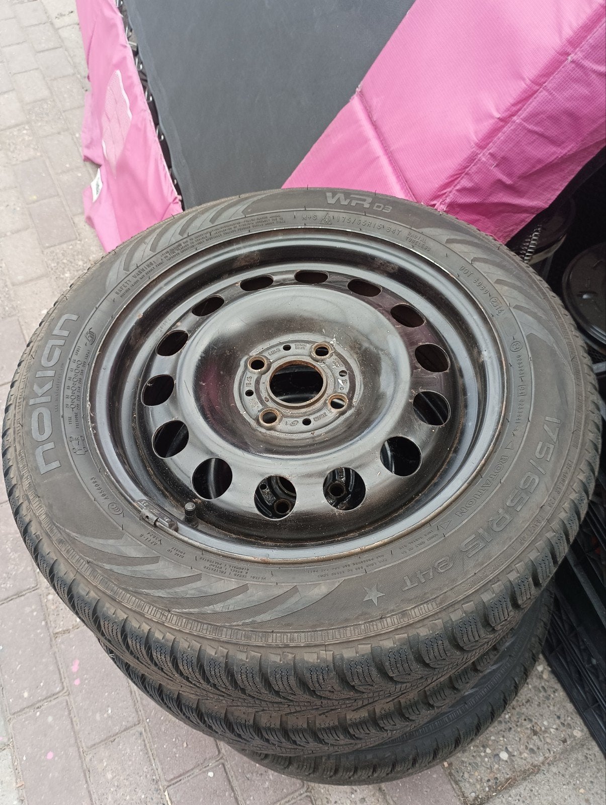 Mini velgen met winterbanden - 175/65R15 Nokian WR D3, Ophalen, Gebruikt