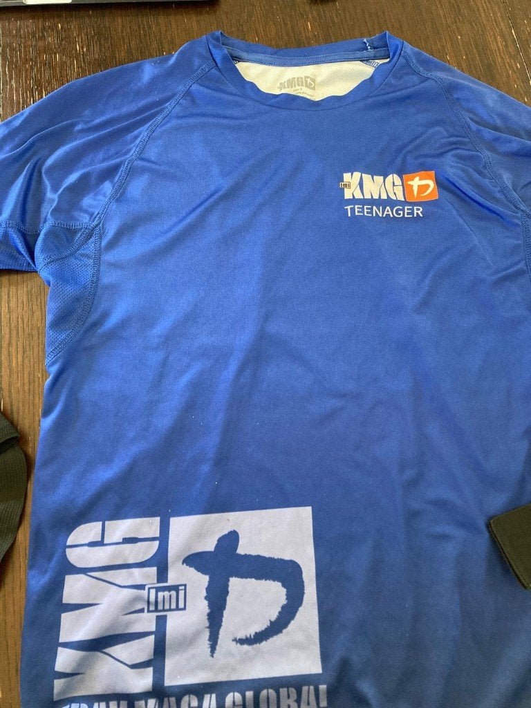 Krav Maga outfit KMG maat M en s, Ophalen, Overige, Zo goed als nieuw, Vechtsportkleding