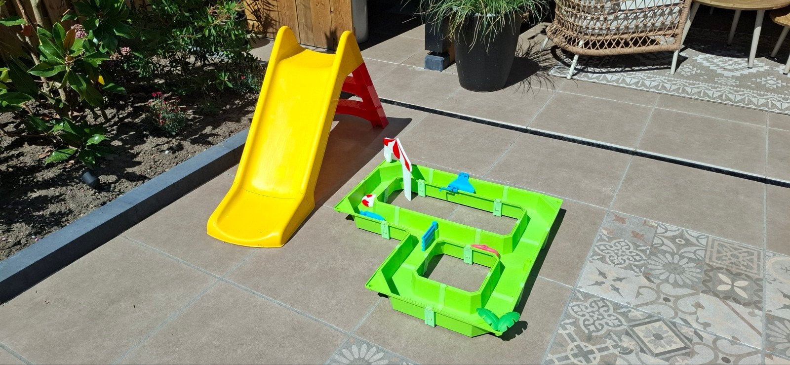 Kinderglijbaan en water speelbaan, Ophalen, Gebruikt