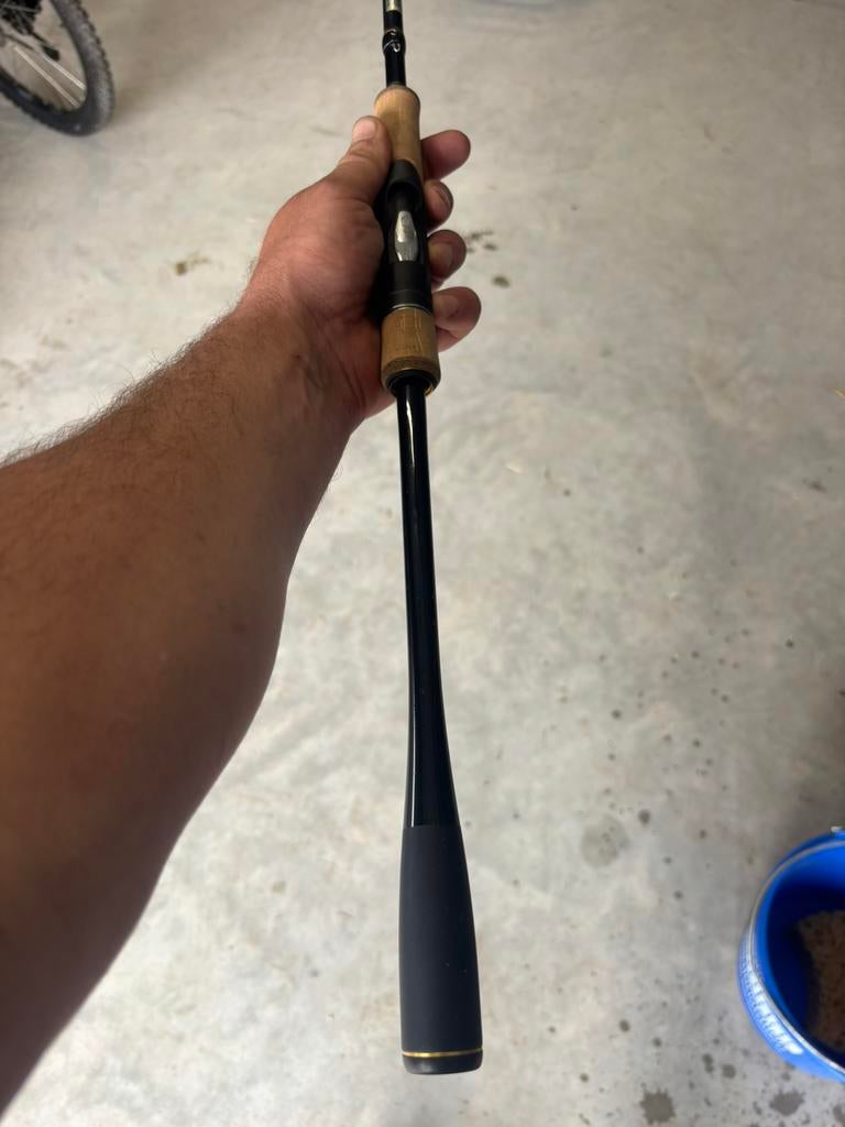 Shimano Yasei LTD perch distance, Ophalen of Verzenden, Zo goed als nieuw, Werphengel