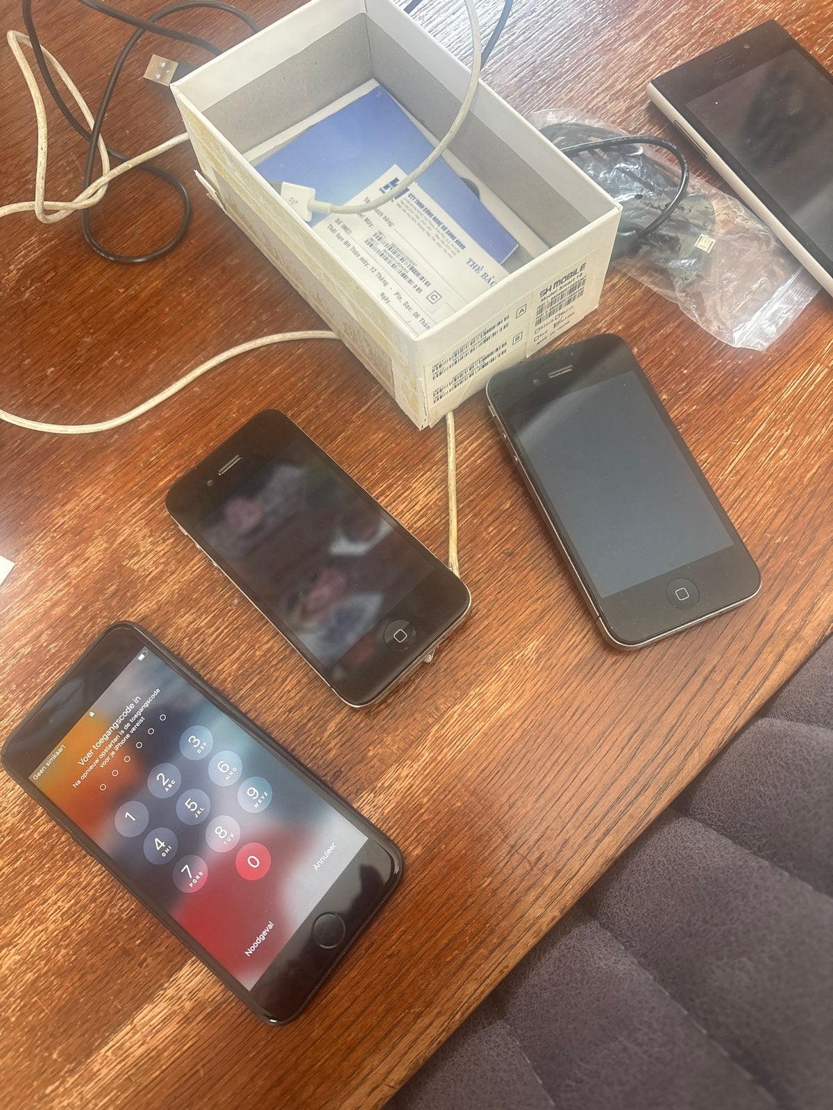 Oude iPhones en een iPhone 7 (vergrendeld), Telecommunicatie, Ophalen of Verzenden, Niet werkend, IPhone 7, Zonder simlock