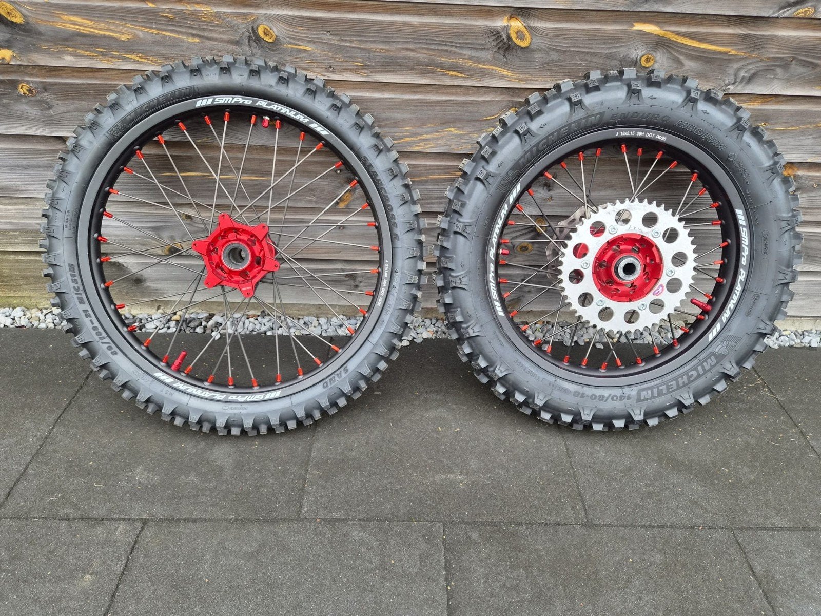 SM Pro Enduro wielen 18/21inch met Michelin banden, Motoren, Ophalen of Verzenden, Gebruikt