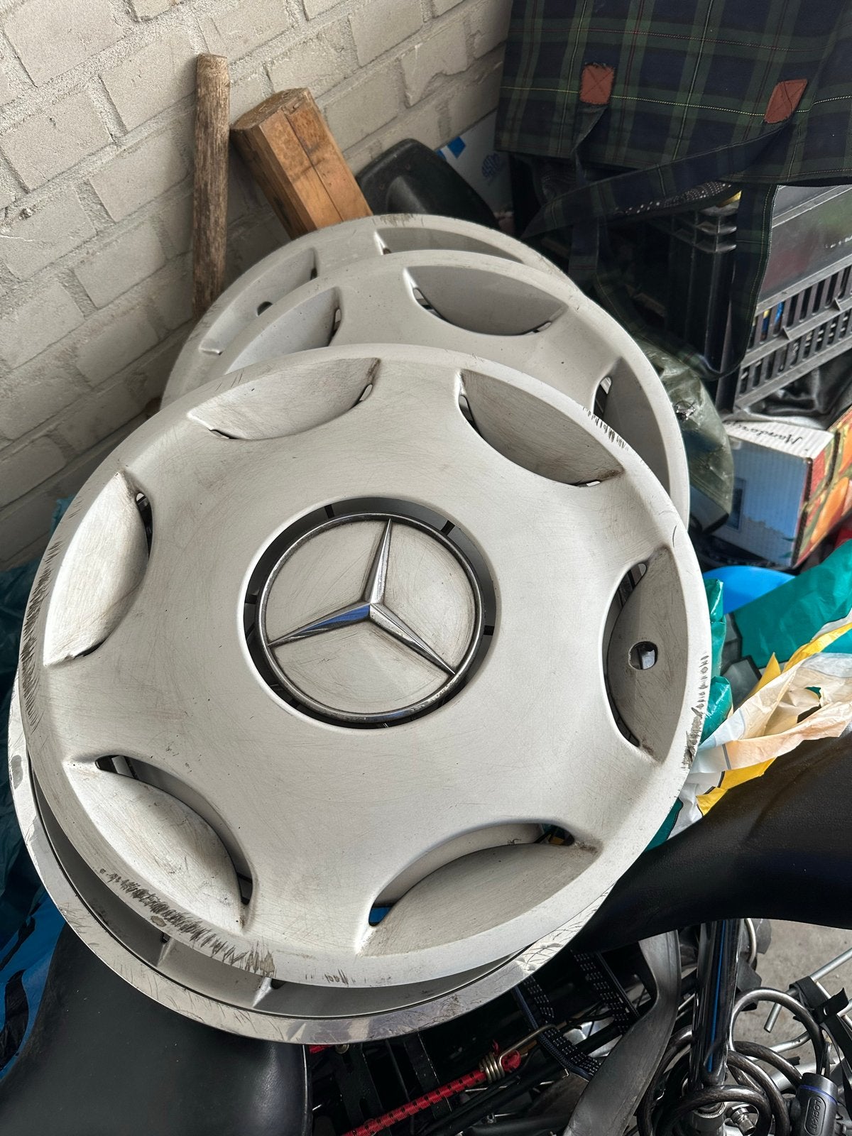 4 originele Mercedes wieldoppen 15 inch, Auto diversen, Wieldoppen, Ophalen of Verzenden, Gebruikt