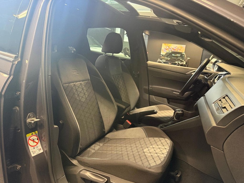 Volkswagen Taigo 1.5 TSI R-Line |PANO|KEYLESS|LANEASSIST|FRO, Auto's, Volkswagen, 12 maanden, Stof, 4 cilinders, Taigo