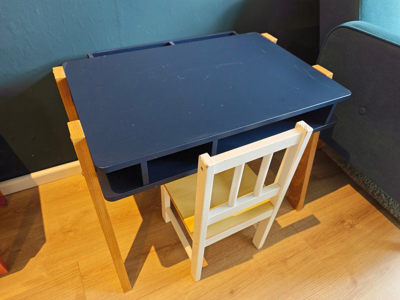 Vertbaudet kinderbureau en stoeltje - Hout, Ophalen, Gebruikt, Tafel(s) en Stoel(en)
