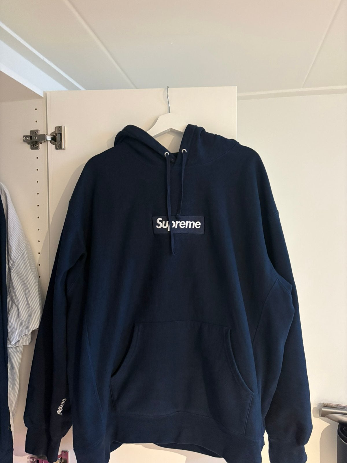Supreme Box Logo hoodie FW25 navy XL gedragen, Ophalen of Verzenden, Zo goed als nieuw, Maat 56/58 (XL), Blauw