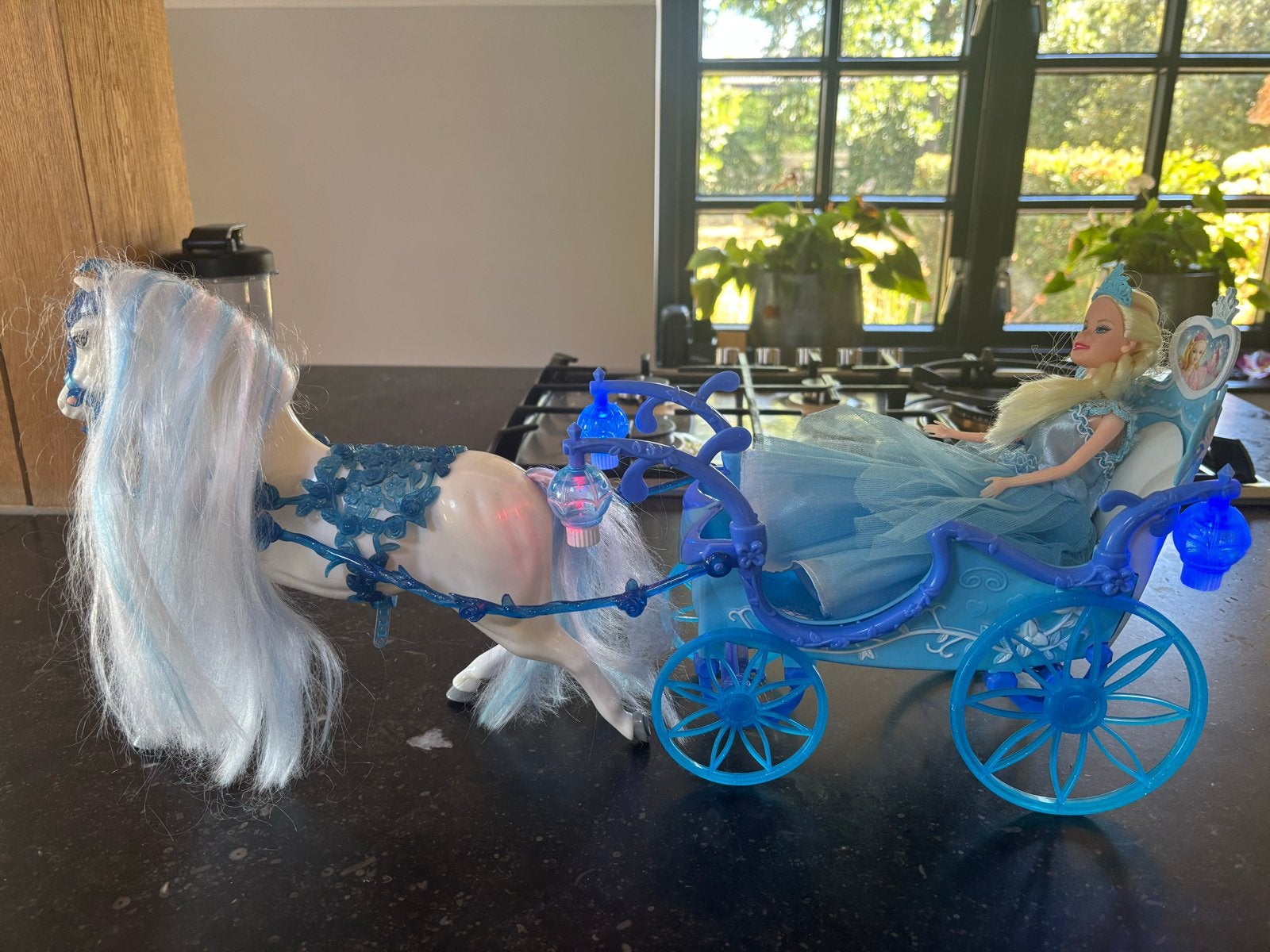 Elsa Barbie in Koets met Paard - Prinsessen Speelset, Ophalen, Gebruikt, Barbie