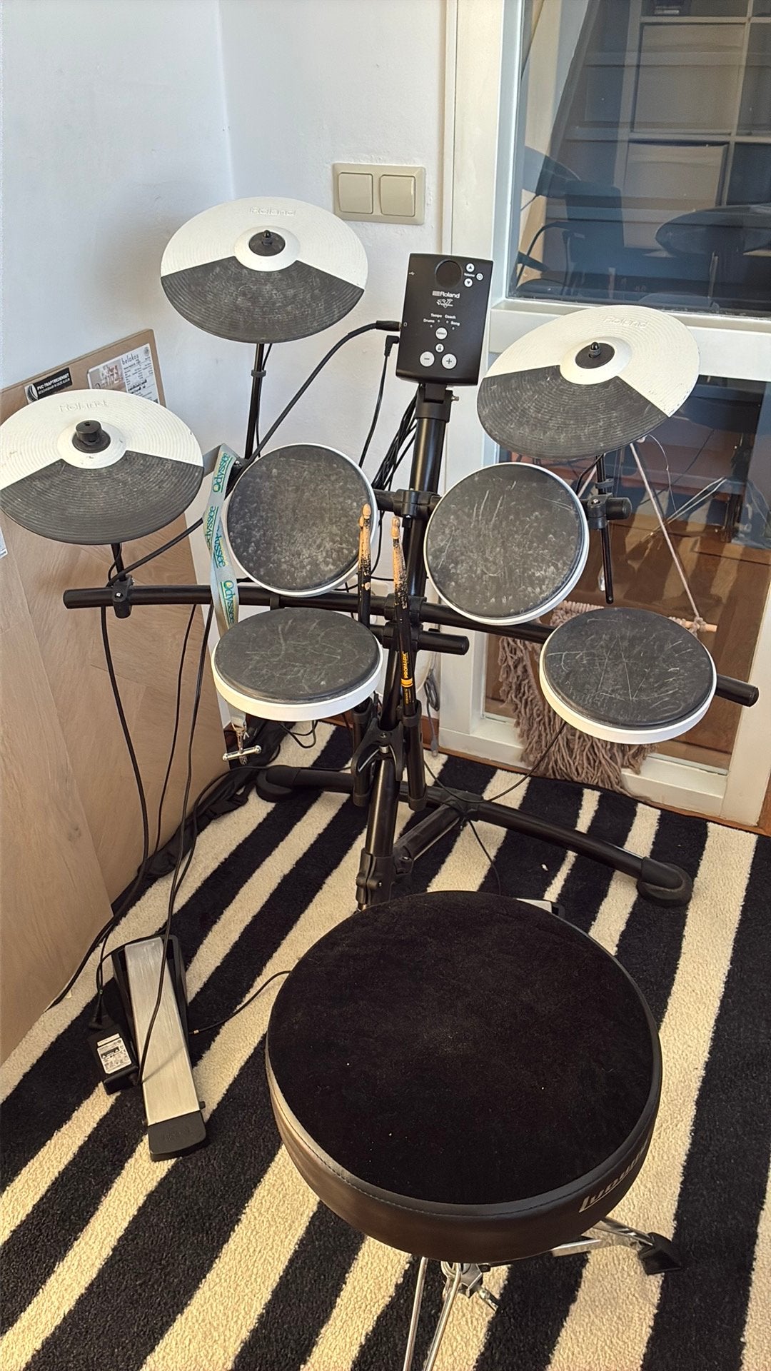 Roland V-Drums - Goed werkend instapmodel, Muziek en Instrumenten, Drumstellen en Slagwerk, Ophalen, Gebruikt, Roland, Elektronisch