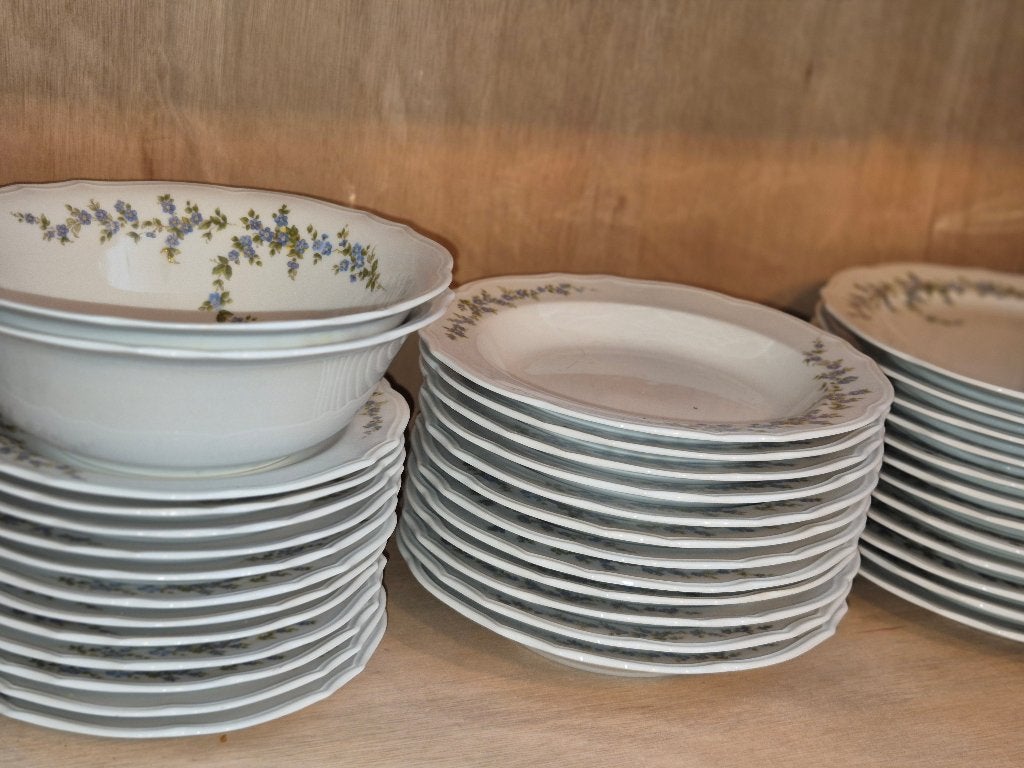 Porselein service, Ophalen