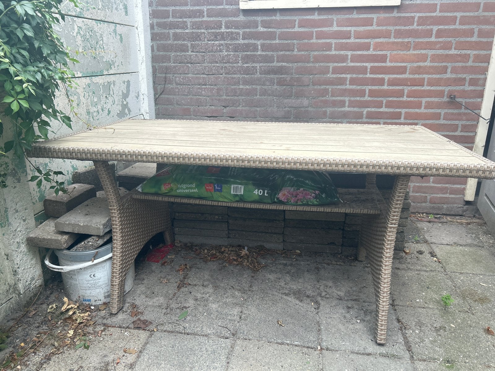 Gratis tuintafel, Ophalen, Gebruikt, Rechthoekig, Wicker