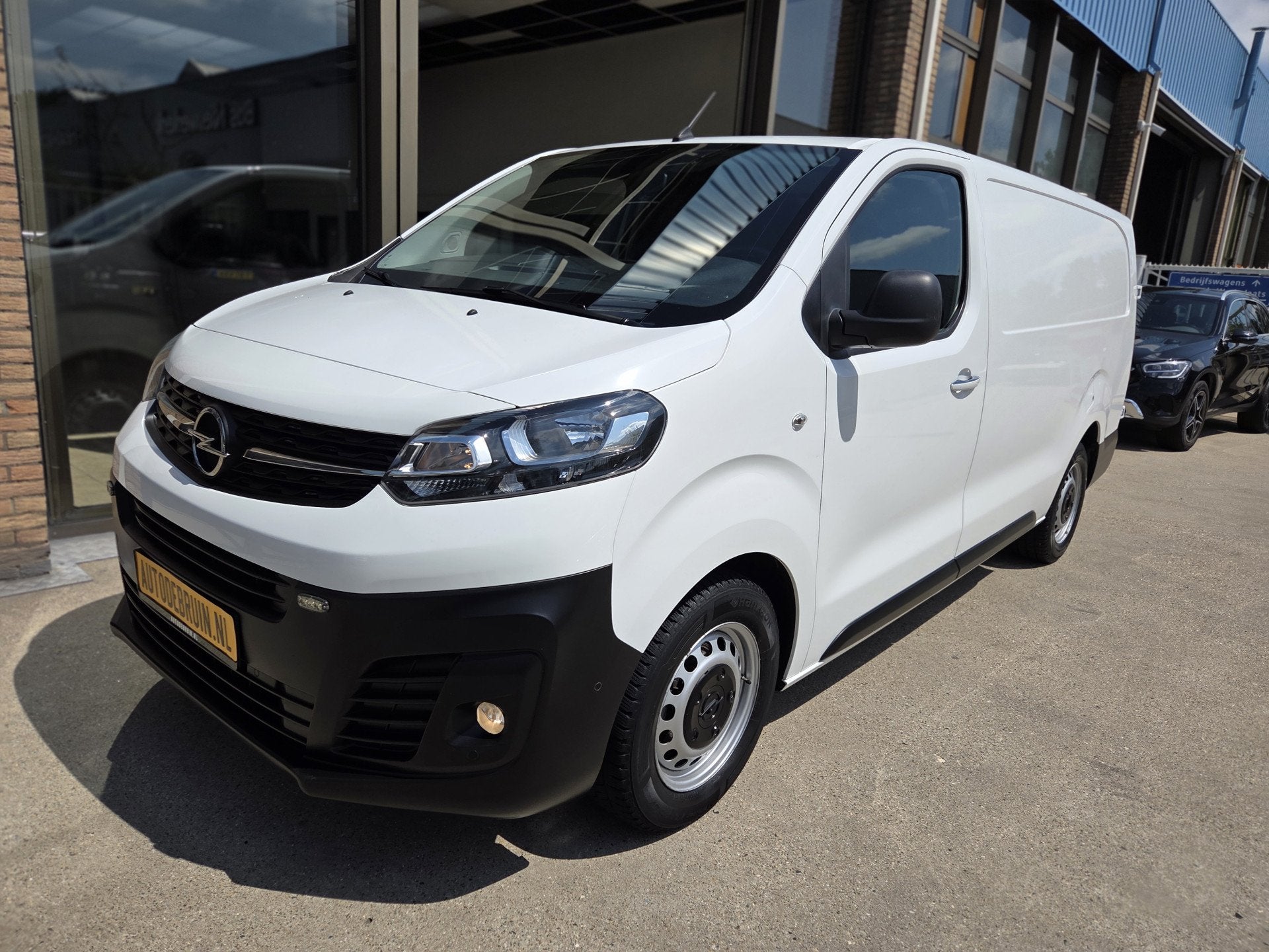 Opel Vivaro UNIEK ! 34.900KM 2.0 CDTI L3 XL Autm. ECC Airco, Auto's, Bestelauto's, Stof, Gebruikt, 4 cilinders, 2500 kg