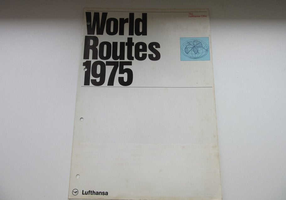 Lufthansa  brochure World routes 1975, Verzenden, Gebruikt, Overige typen