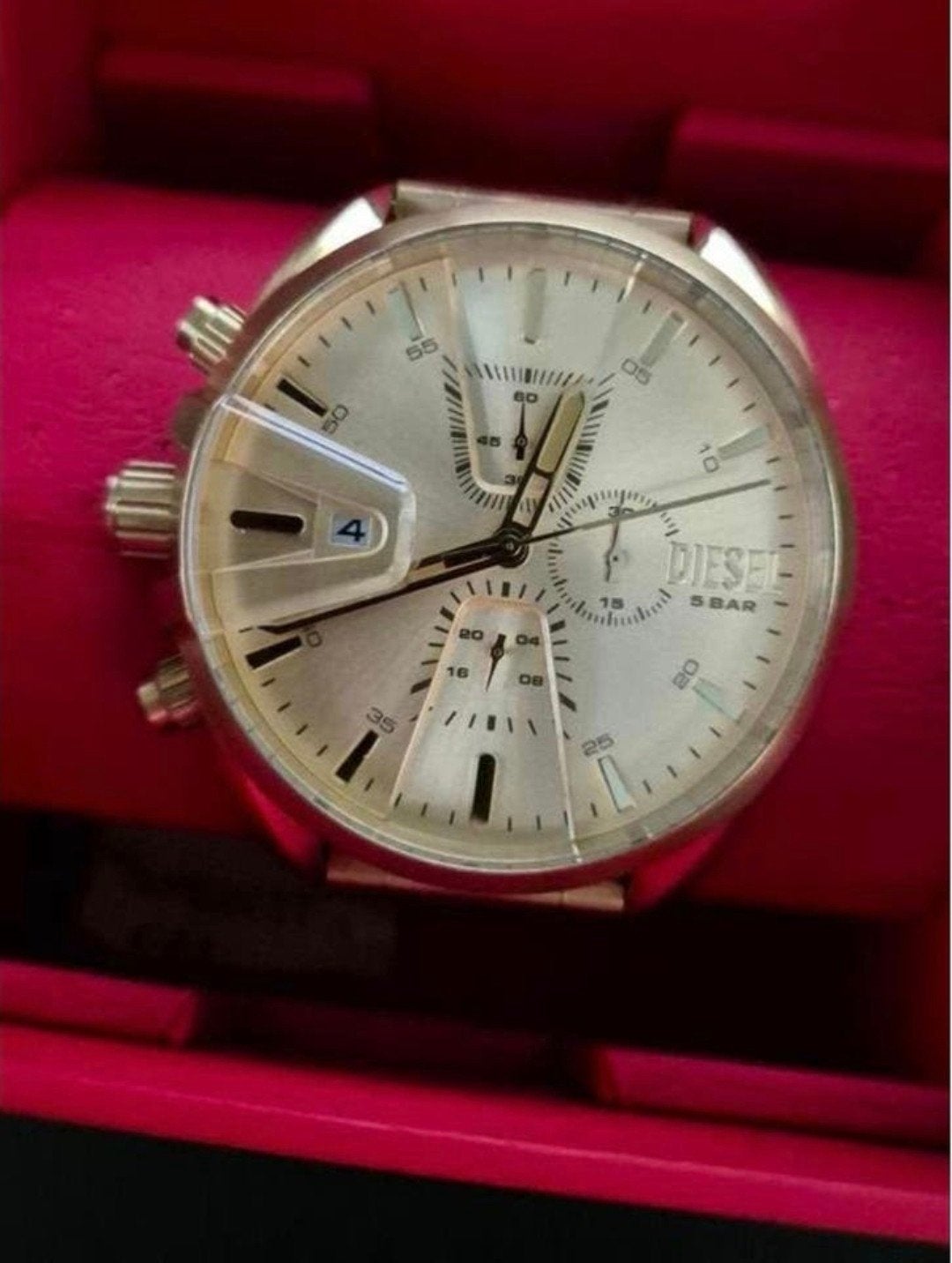 Diesel DZ4475 MS9 Chrono horloge 47mm goudkleurig, Sieraden, Tassen en Uiterlijk, Ophalen of Verzenden, Staal, Overige merken