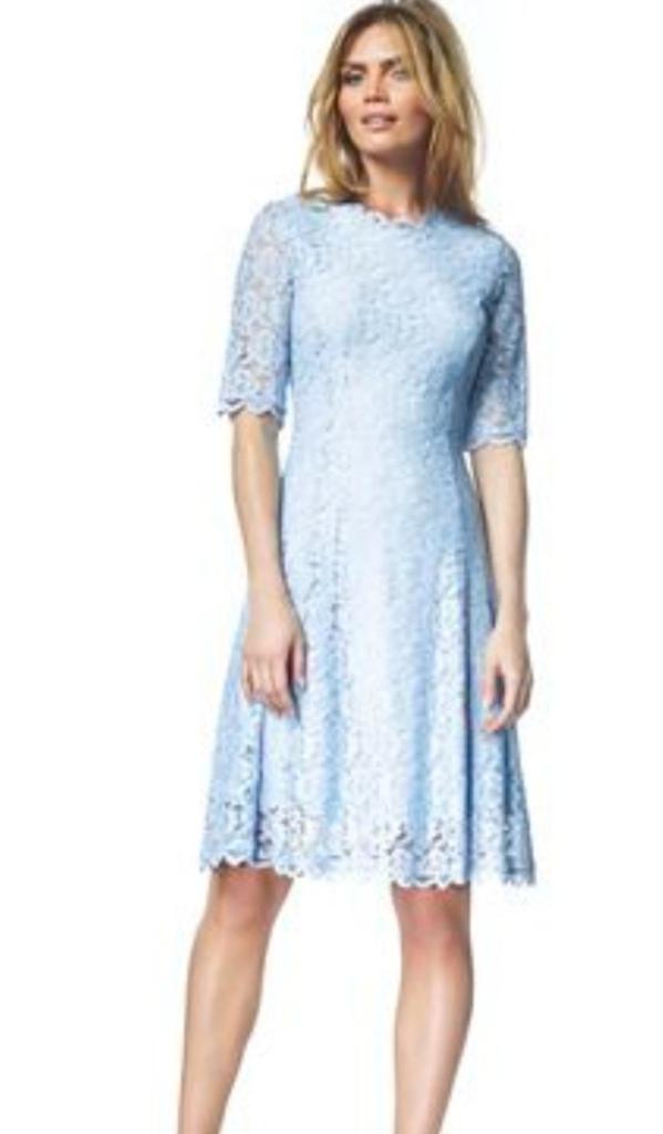 Prachtige kanten jurk lichtblauw ladress la dress  mt l, Maat 42/44 (L), Zo goed als nieuw, Knielengte, LaDress