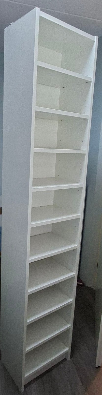 Witte Boekenkast met 10 Planken, Ophalen, Met plank(en), Minder dan 50 cm, Modern, functioneel
