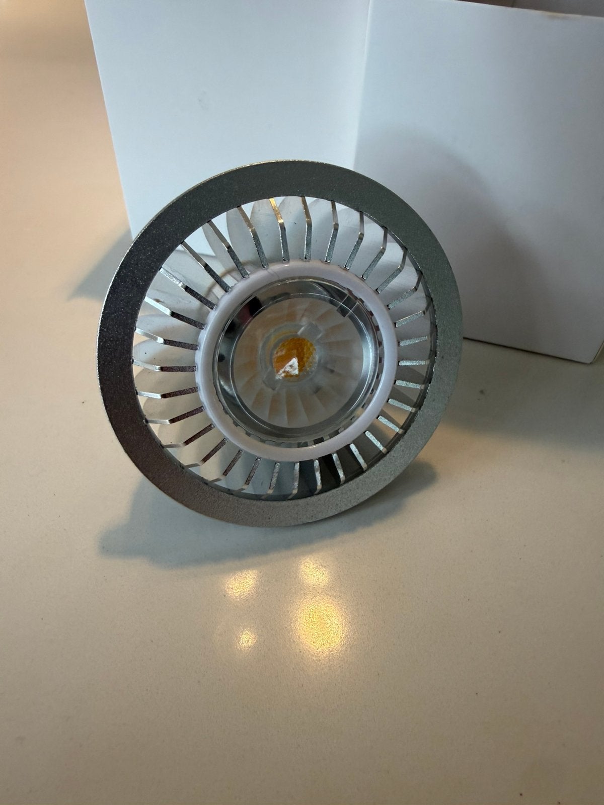 4 x AR70 Ba15D 7W LED lampen, vergelijkbaar met 50-70w, Ophalen of Verzenden, Zo goed als nieuw