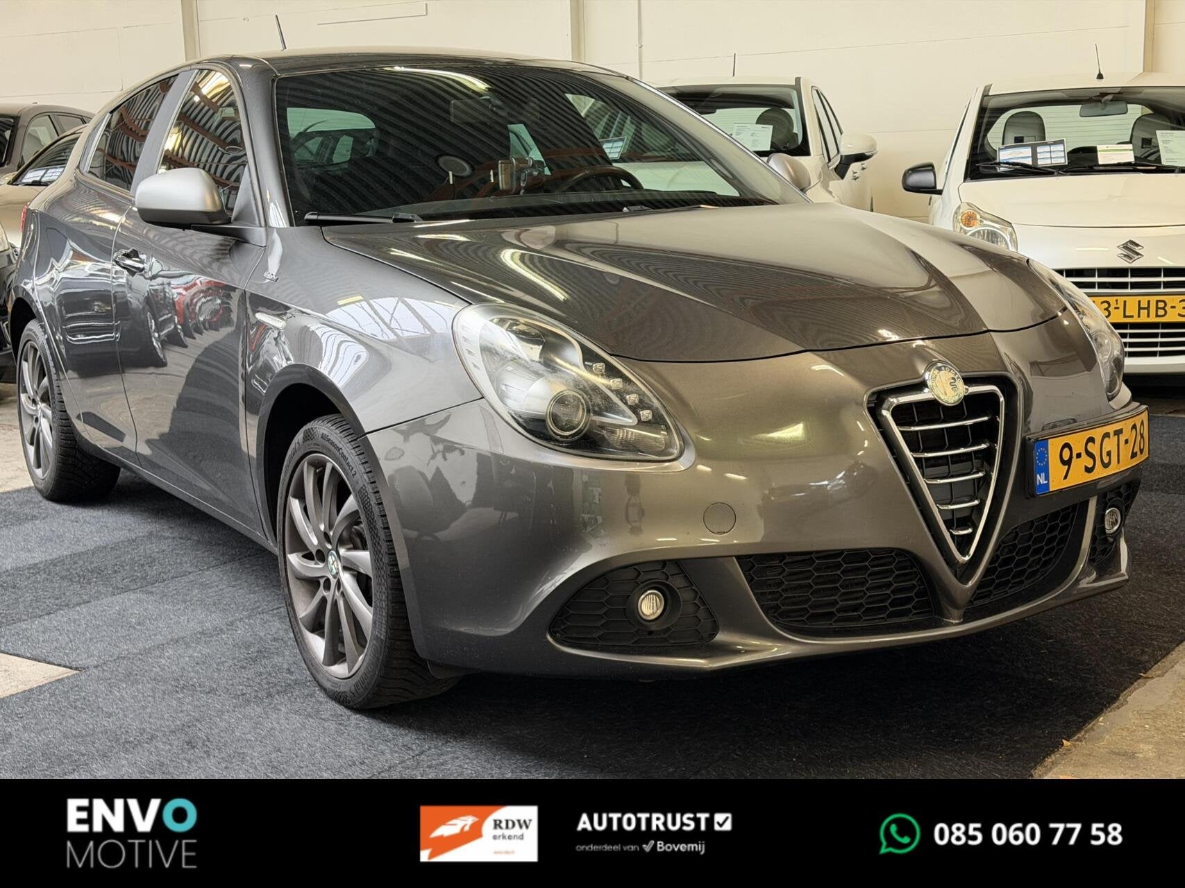Alfa Romeo Giulietta 1.4 T Veloce, Clima, lange APK !, Voorwielaandrijving, Gebruikt, 4 cilinders, Origineel Nederlands