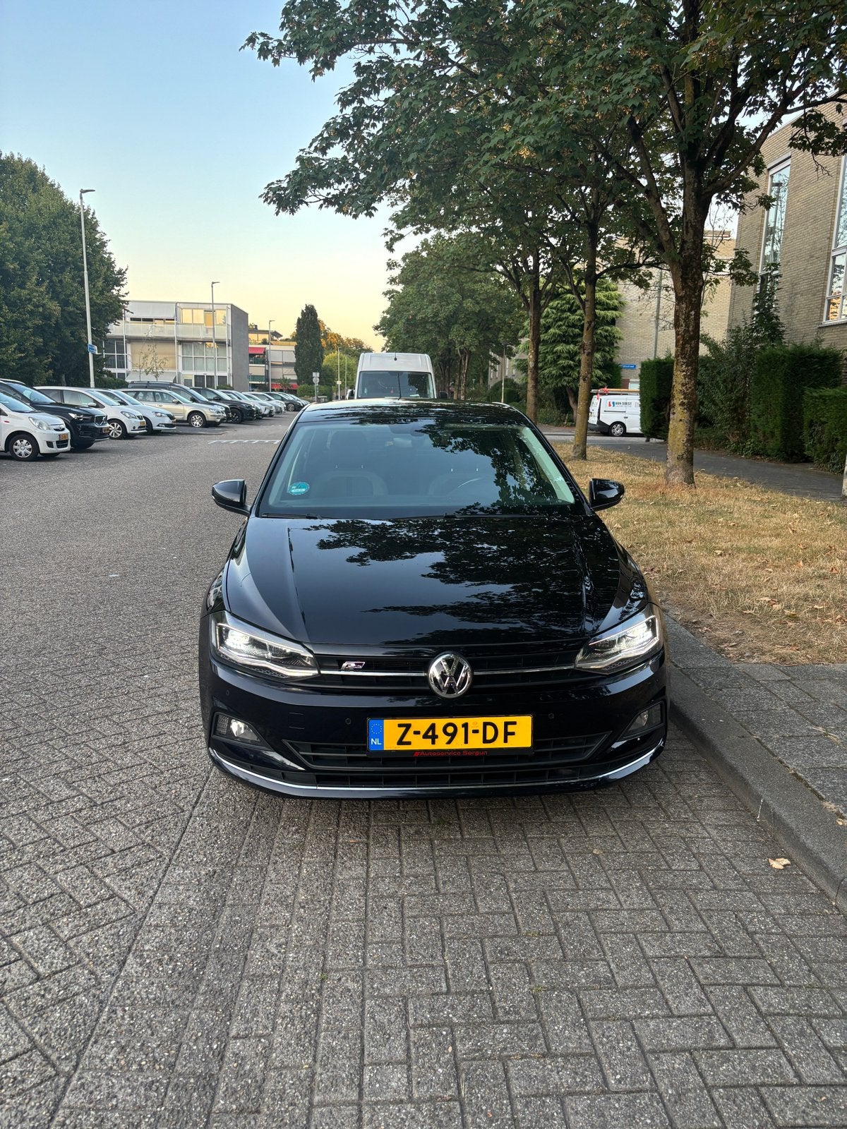 Volkswagen Polo 1.6 TDI R-Line | LED | ACC | CAMERA | PDC |, Auto's, Voorwielaandrijving, Parkeerassistent, Stof, Zwart