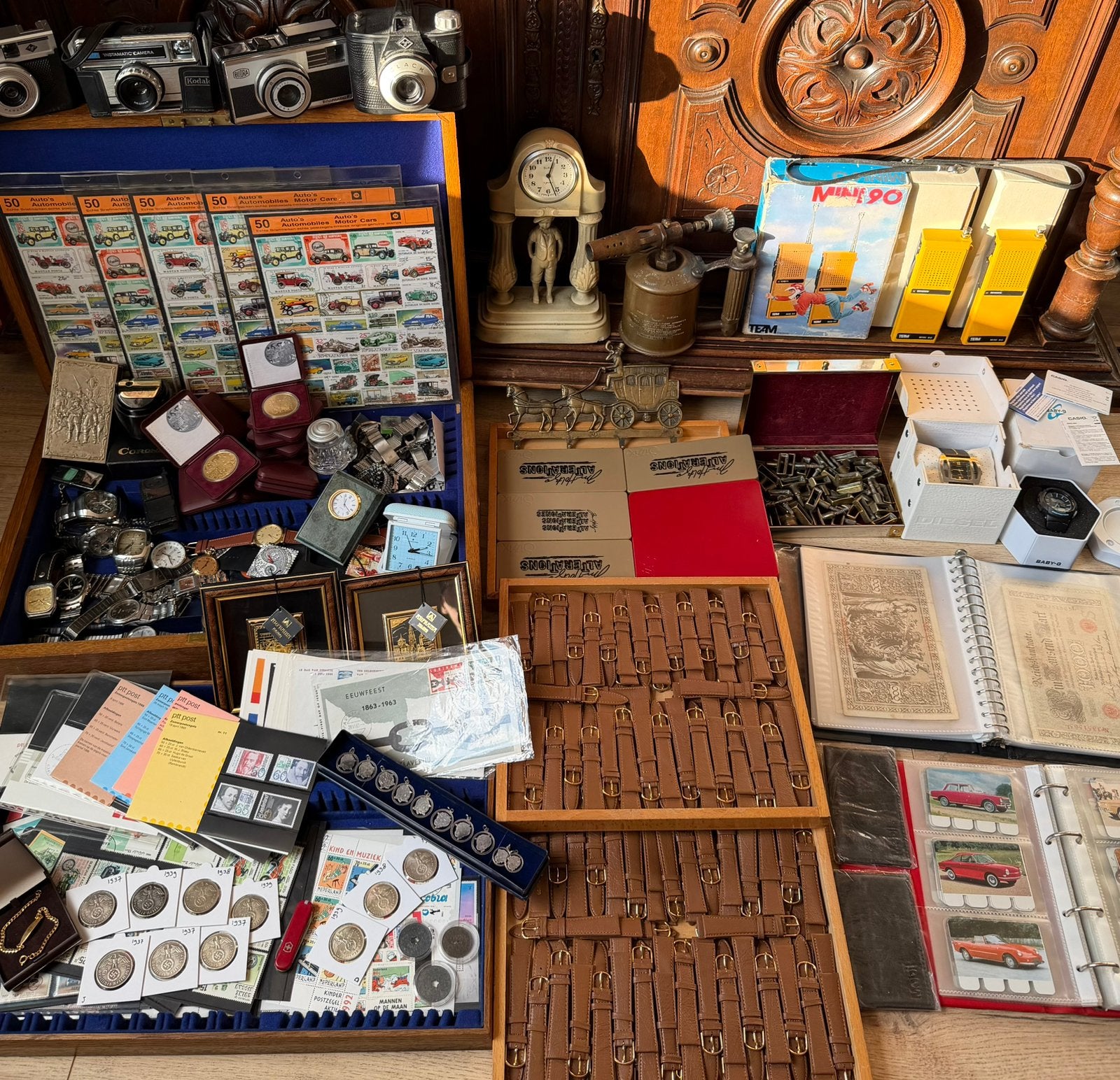 Partij antiek zilver/horloges/munten/biljetten/postzegels!!, Verzenden