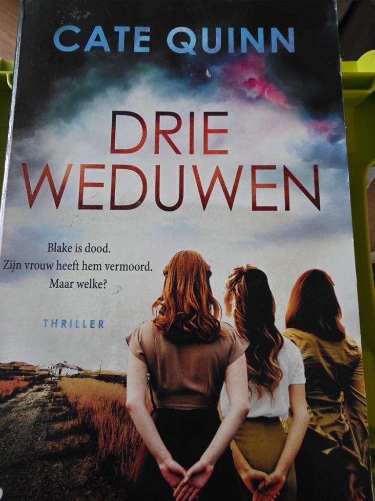 Drie Weduwen - Cate Quinn (Thriller), Ophalen of Verzenden, Gelezen, Cate Quinn, Wereld overig