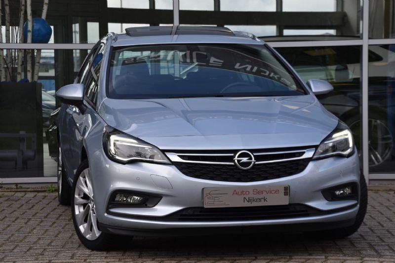 Opel Astra Tourer 1.0 Turbo | Navi | Schuifdak | Trekhaak |, Auto's, Stof, Gebruikt, 1178 kg, 620 kg