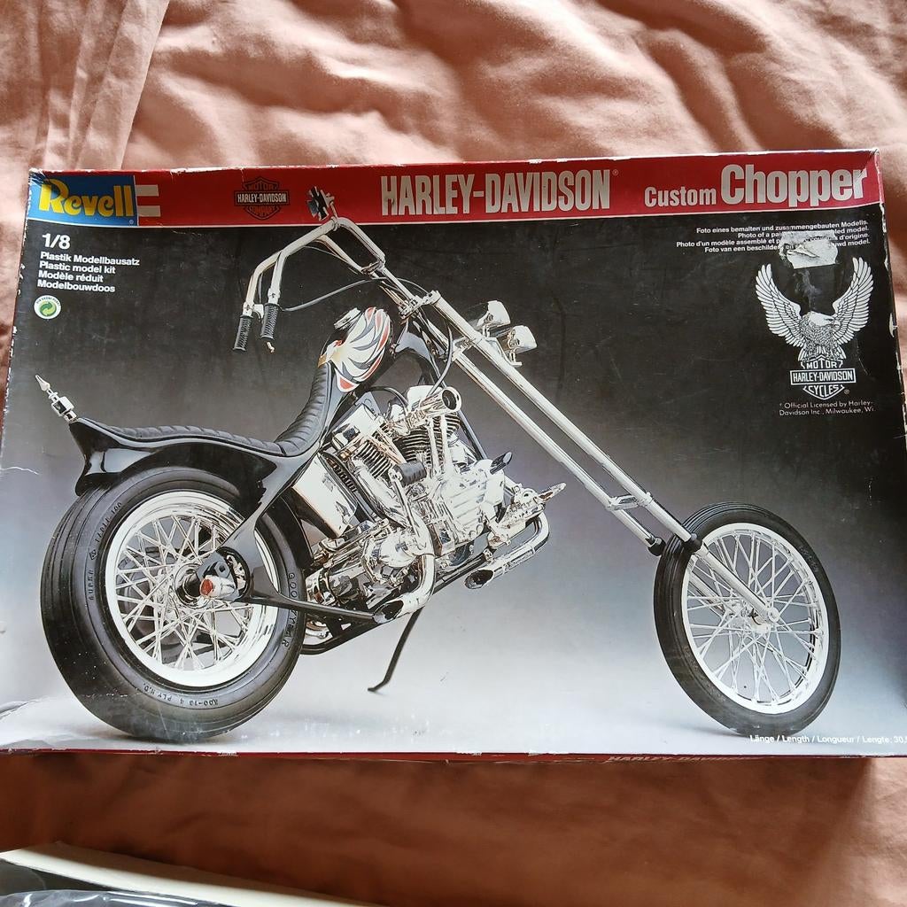 Harley chopper revell 1:8, Auto, Revell, Groter dan 1:32, Ophalen of Verzenden