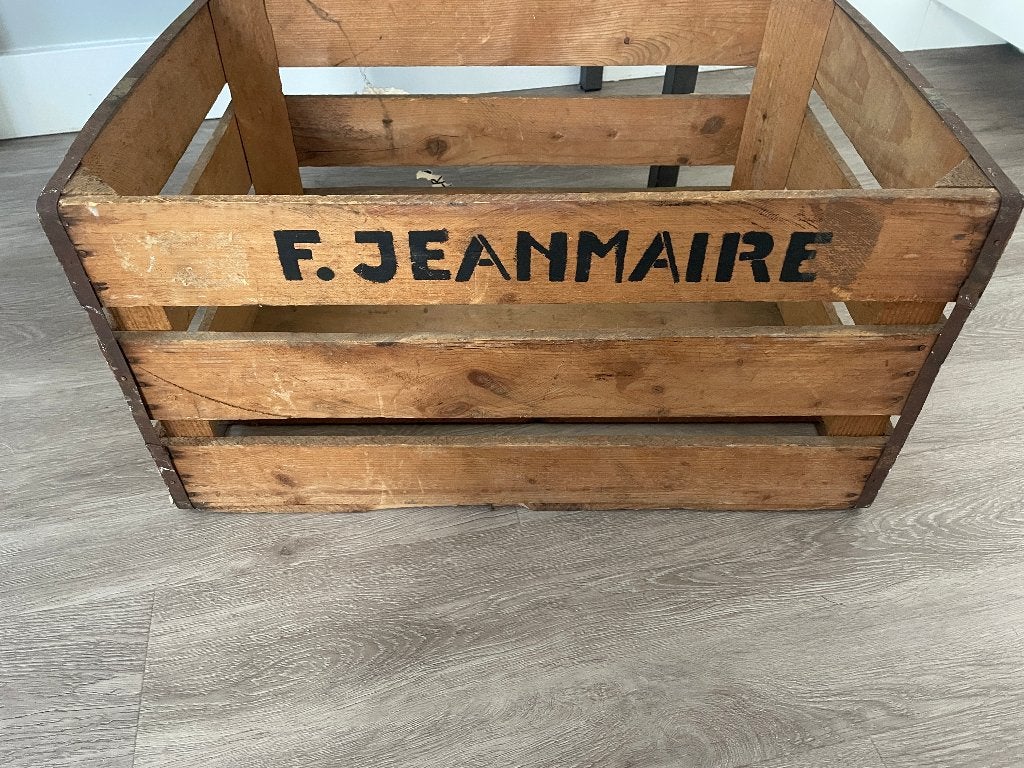Oude fruitkist F. Jeanmaire, Ophalen, Gebruikt