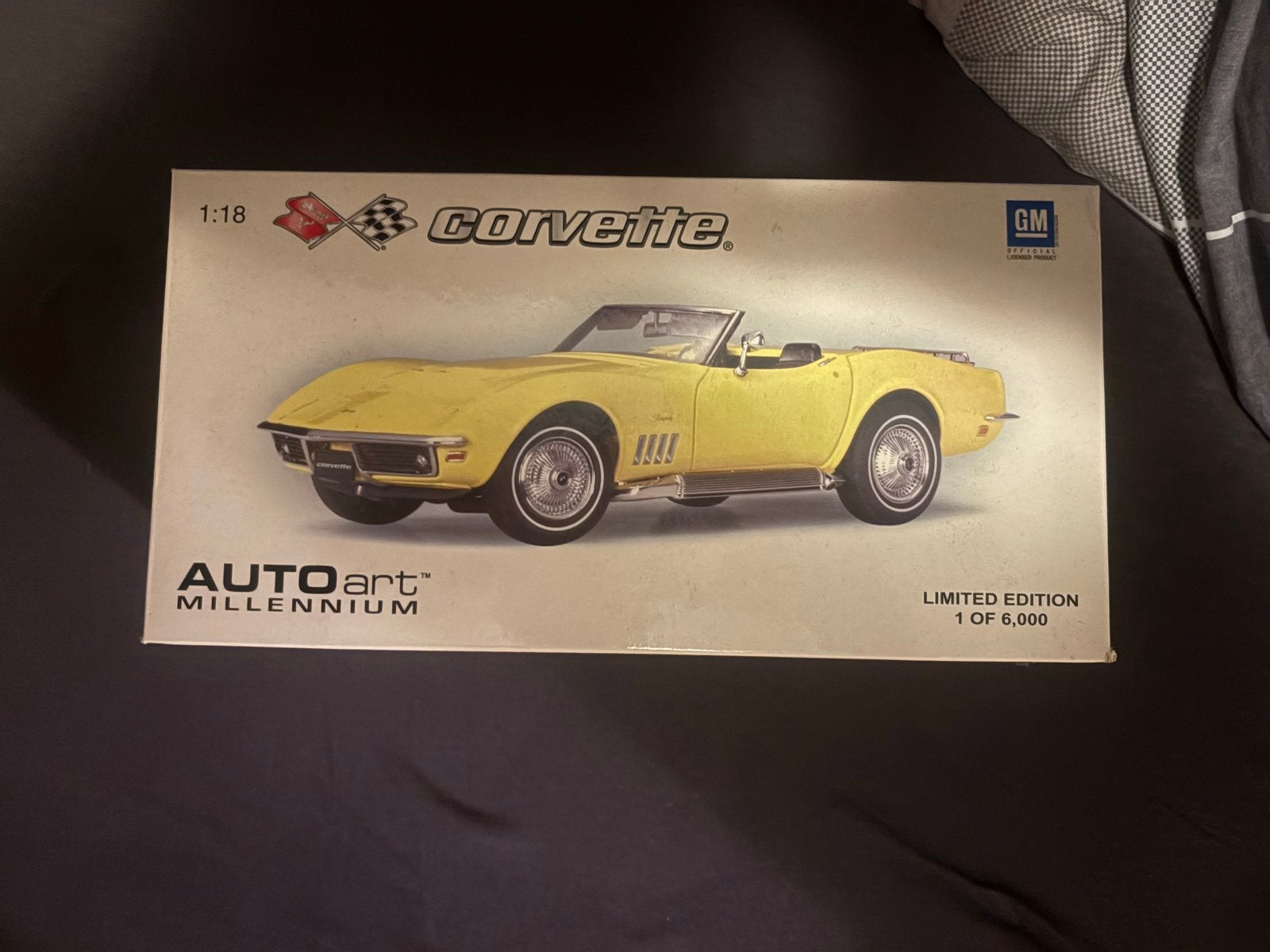 Autoart Millennium 1969 Chevrolet Corvette Daytona Geel, Ophalen of Verzenden, Nieuw, Auto, Autoart