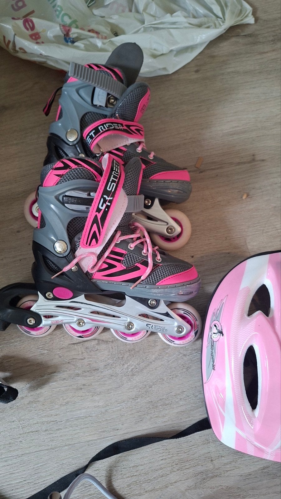 Verstelbare inline skates roze/grijs, maat 31-34, Sport en Fitness, Schaatsen, Ophalen of Verzenden, Zo goed als nieuw, Overige typen