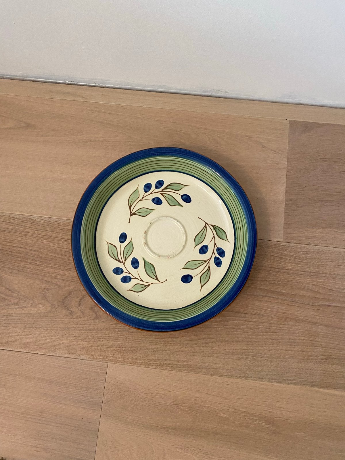 Aardewerken schaal olijven groen blauw wit Ø 35 cm, Antiek en Kunst, Antiek | Schalen, Ophalen