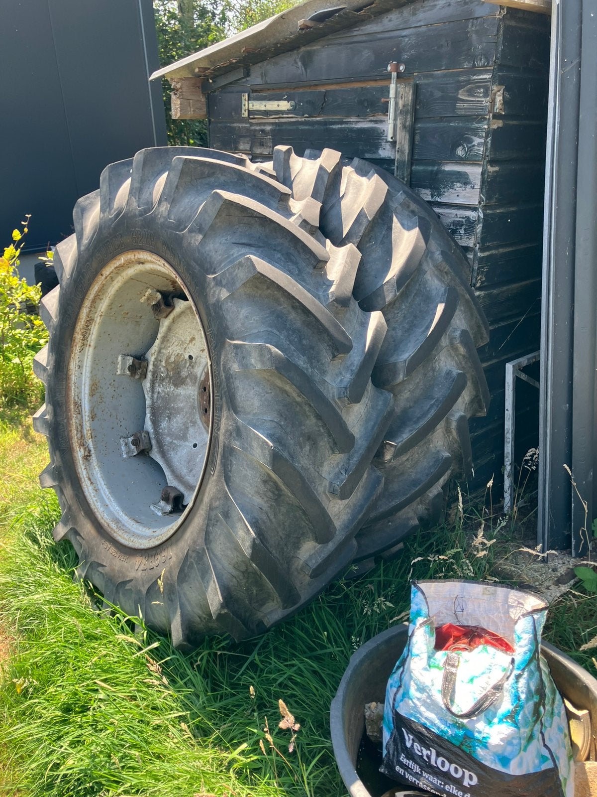 Vredestein 16.9R34, Zakelijke goederen, Agrarisch | Onderdelen | Banden, Velgen en Assen, Ophalen