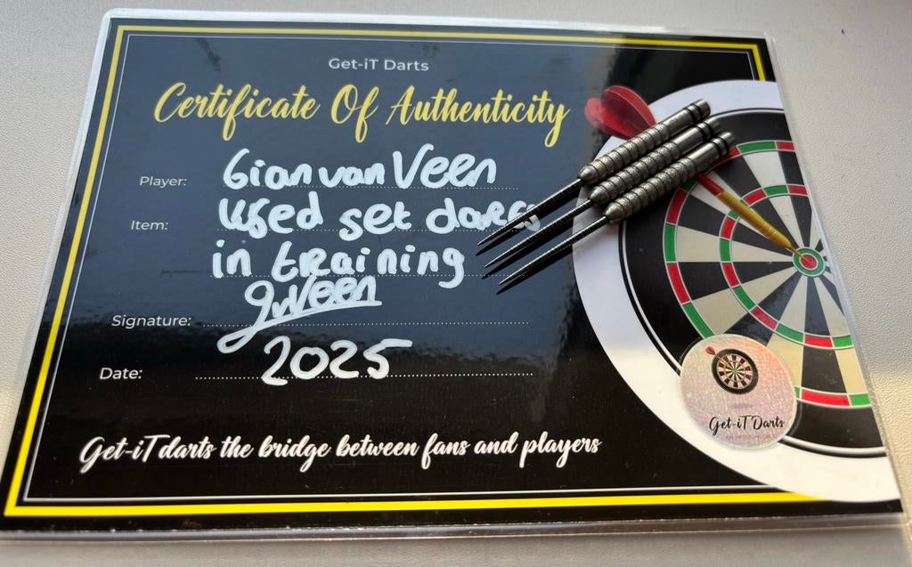 Matchworn / Used Darts Gian van Veen, Verzamelen, Sportartikelen en Voetbal, Ophalen of Verzenden, Zo goed als nieuw, Buitenlandse clubs