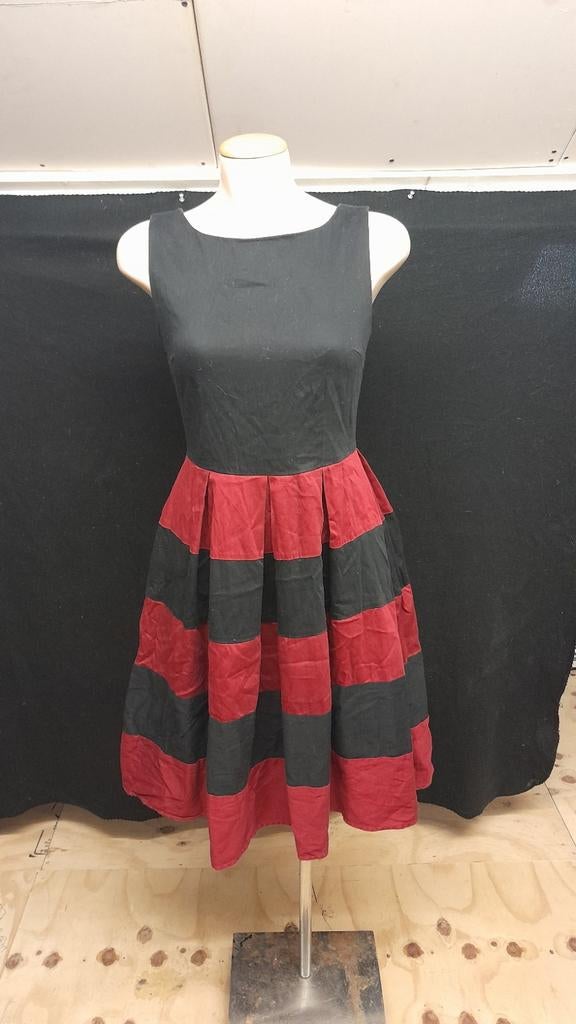 Mooie jurk 60 style, Kleding | Dames, Ophalen of Verzenden, Zo goed als nieuw, Maat 36 (S), Boven de knie