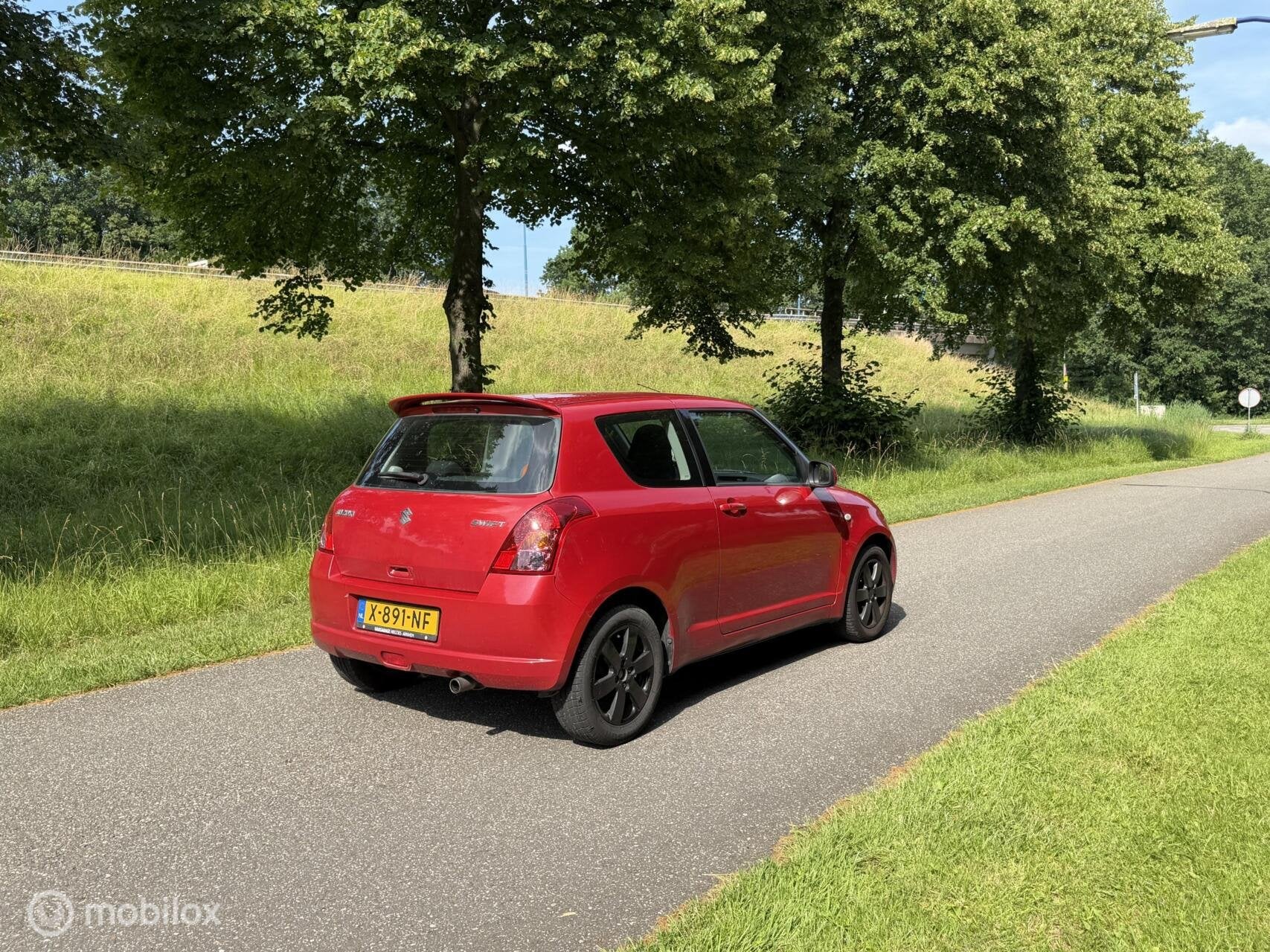 Suzuki Swift 1.3 Base*APK 1/27*CLIMATE CONTROL*STOELVERWARMI, Stoelverwarming, Stof, Gebruikt, 400 kg