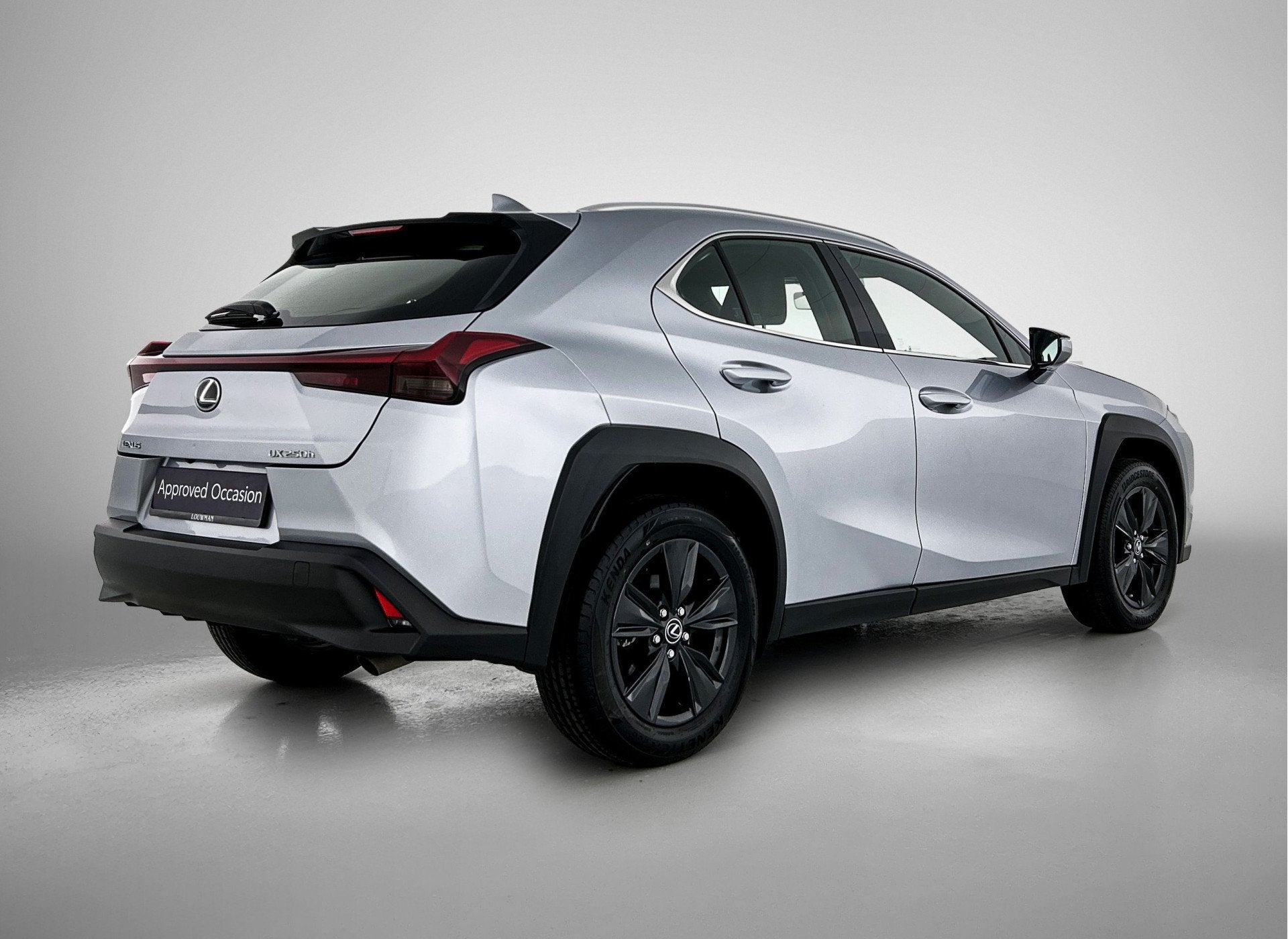 Lexus UX 250h Urban Line | Apple Carplay & Android Auto | Cr, 12 maanden, Stof, Gebruikt, 4 cilinders