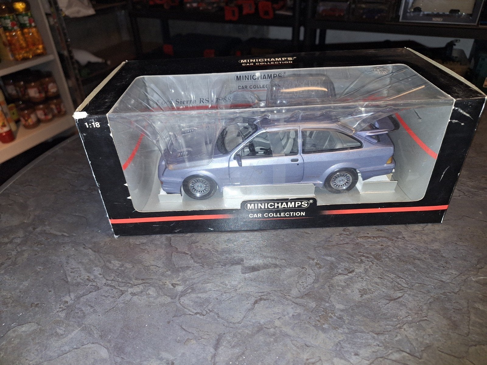 1:18 schaal Ford Sierra RS diecast model in maansteenblauw m, Hobby en Vrije tijd, Auto, ., Nieuw, Ophalen of Verzenden