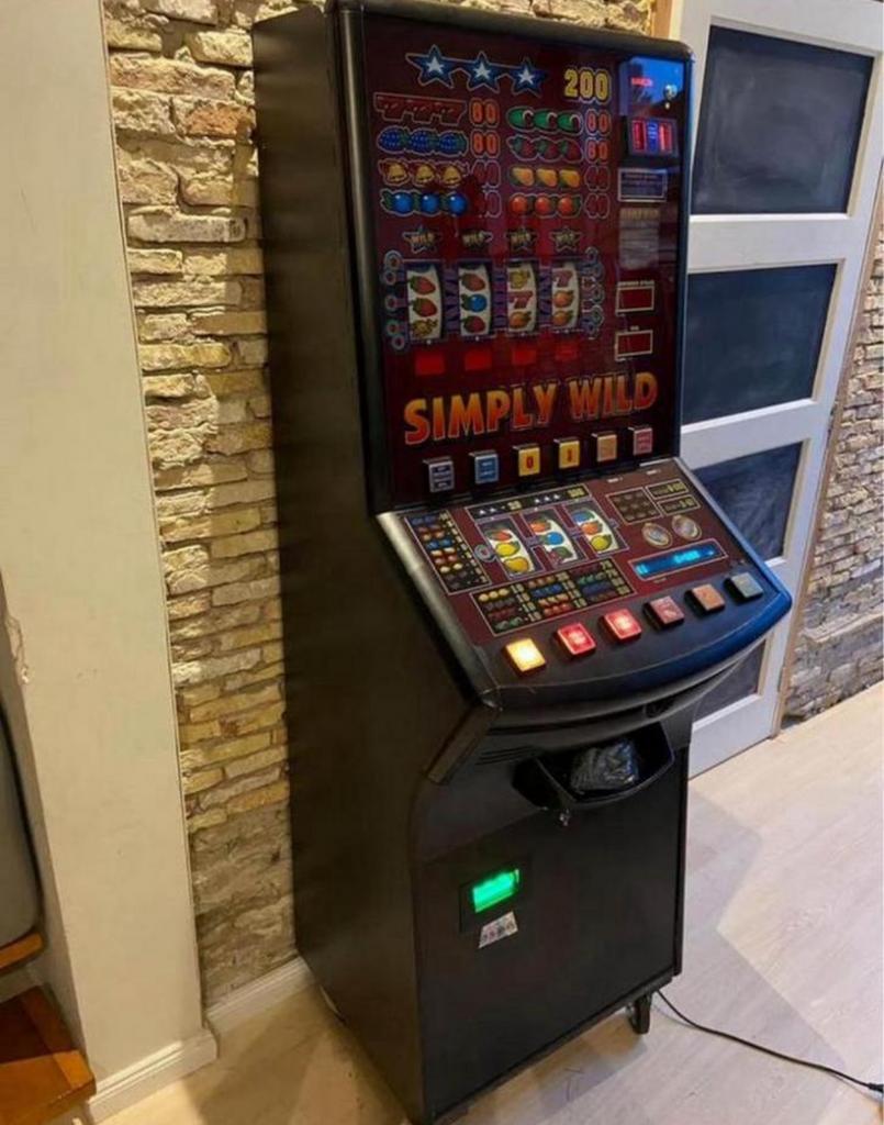 Simply Wild gokkast, Met sleutels, Gebruikt, Eismaspeelautomaten, Ophalen of Verzenden