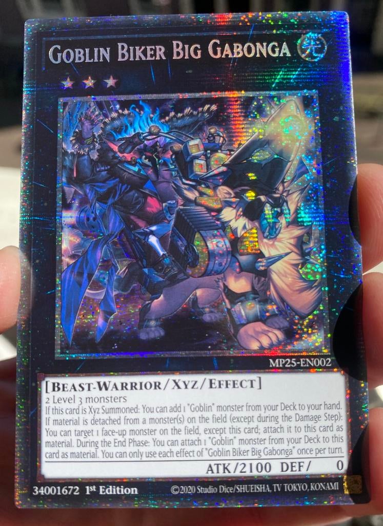 Yu-Gi-Oh! Goblin Biker Big Gabonga MP25 1st Starlight Rare !, Ophalen of Verzenden, Zo goed als nieuw, Losse kaart, Foil