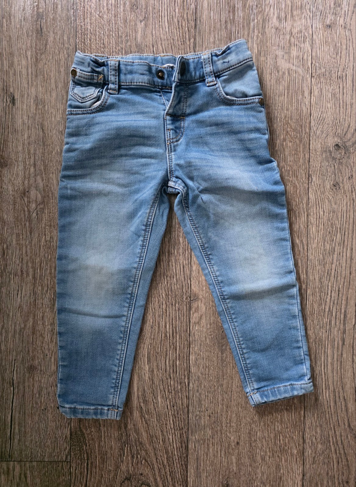 Spijkerbroekje voor jongens, maat 98, Broek, Gebruikt, M&S, Ophalen of Verzenden