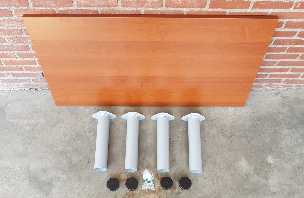 Tafel / salontafel met verstelbare poten - 130 x 70 cm, Huis en Inrichting, 100 tot 150 cm, 50 tot 100 cm, Zo goed als nieuw, Modern