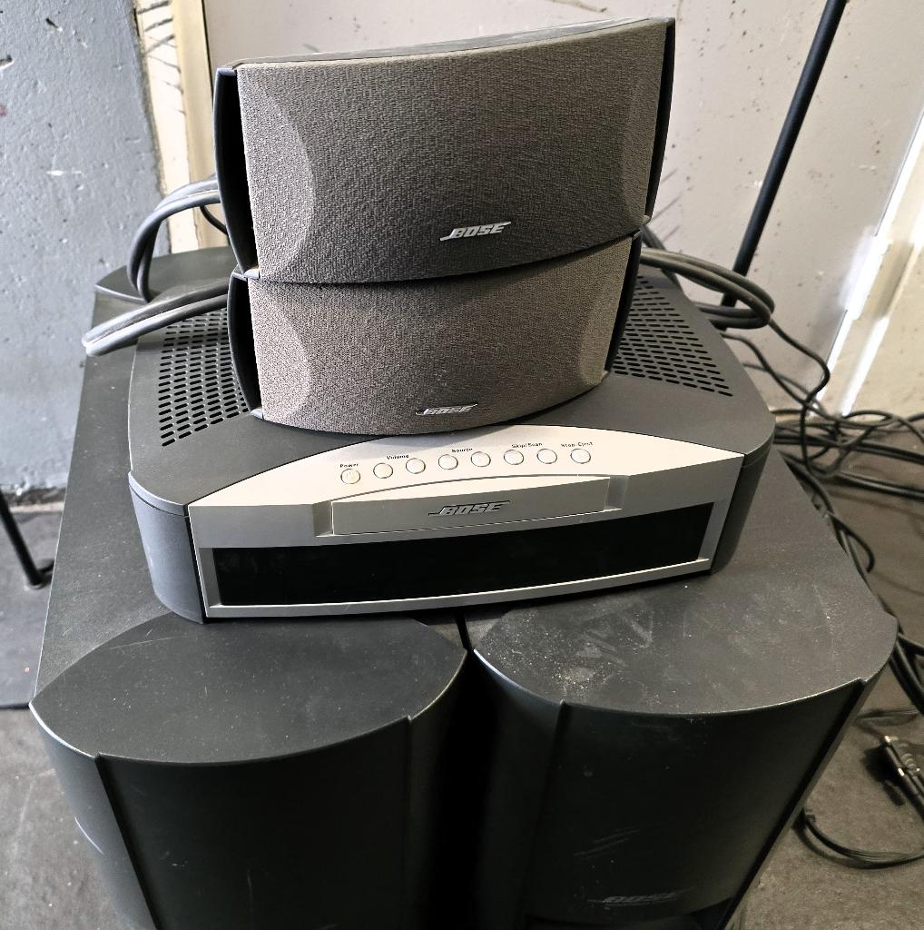 bose av3 media center met 2 subwoofer, Audio, Tv en Foto, Gebruikt, MP3-aansluiting, Speakers, Ophalen