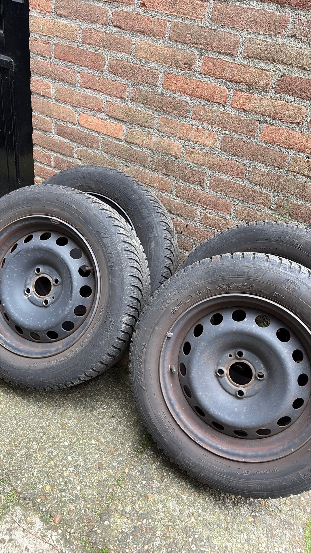 Michelin Alpine Winterbanden Renault Clio 185/65R15 88T, Ophalen, Gebruikt
