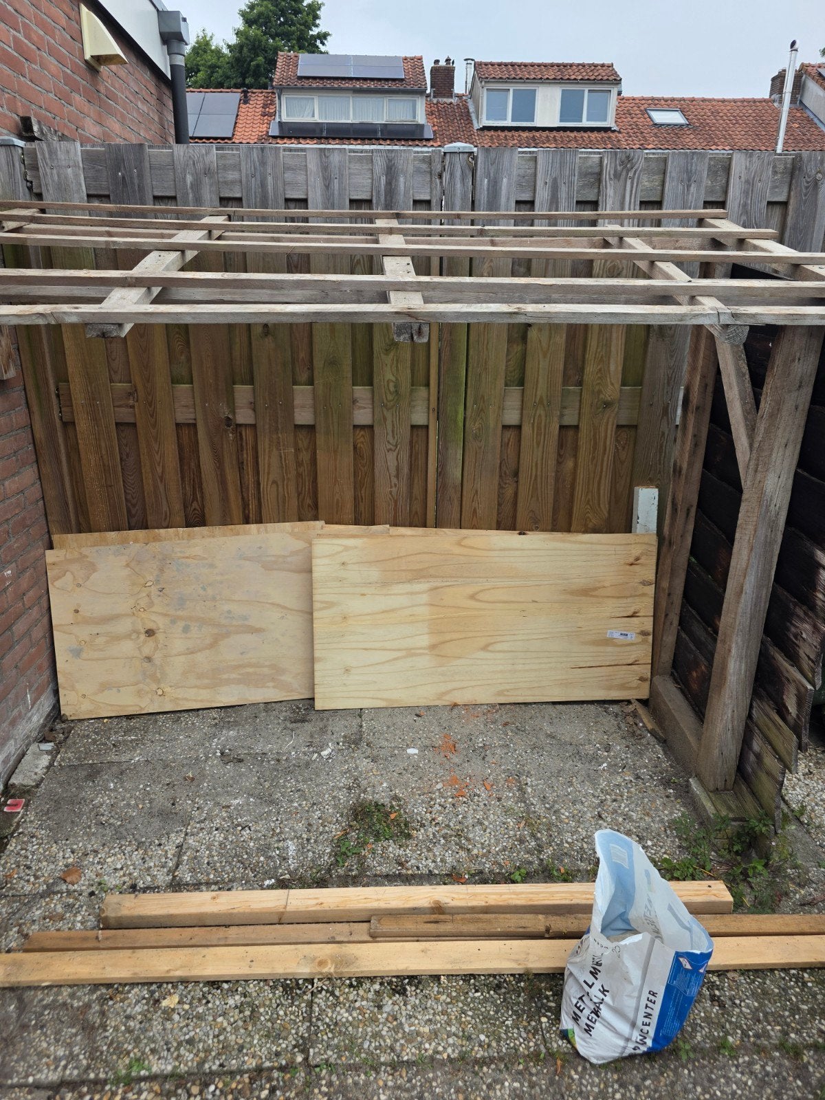 gratis hout en picknickbank, Ophalen, Gebruikt