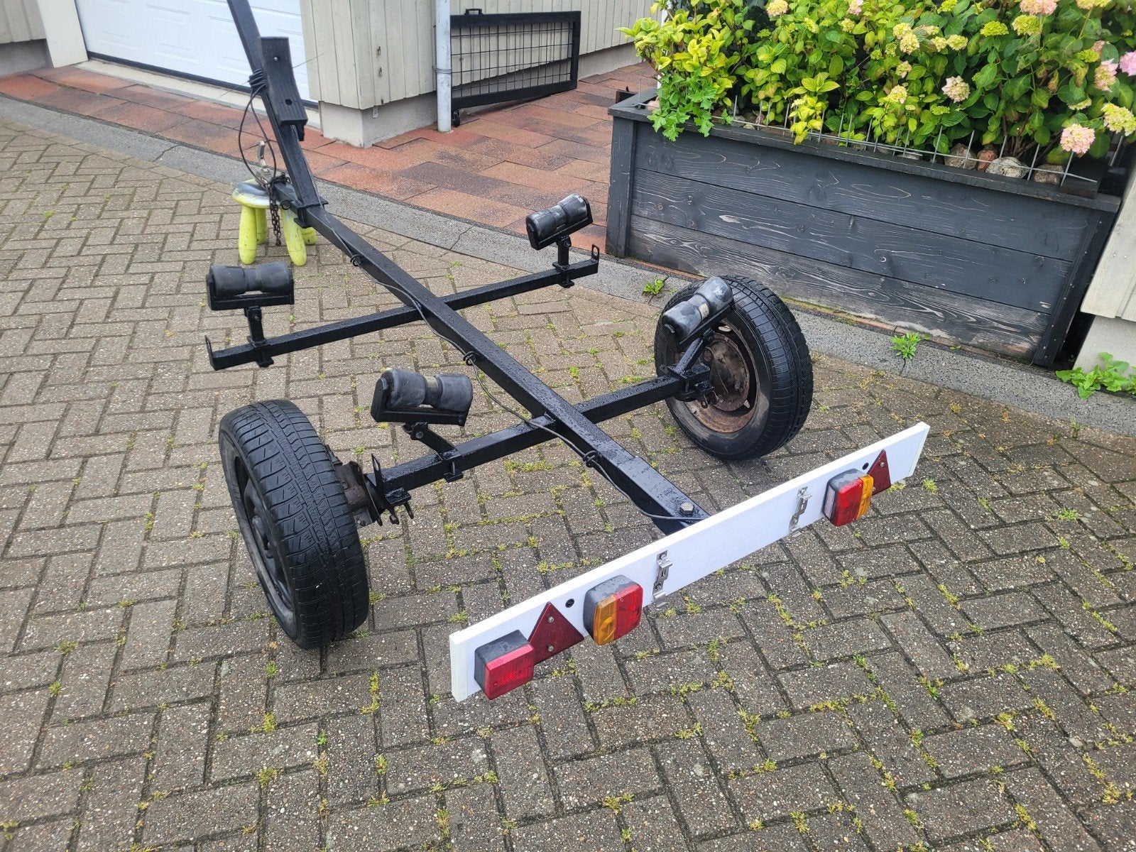 Handige kar
Degelijk rubberboot rib etc karretje
Met afneemb, Ophalen, Gebruikt, Overige typen