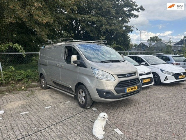 Ford Transit Custom 310 2.0 TDCI L2H1 Limited, Auto's, Voorwielaandrijving, Dealer onderhouden, Stof, 4 cilinders