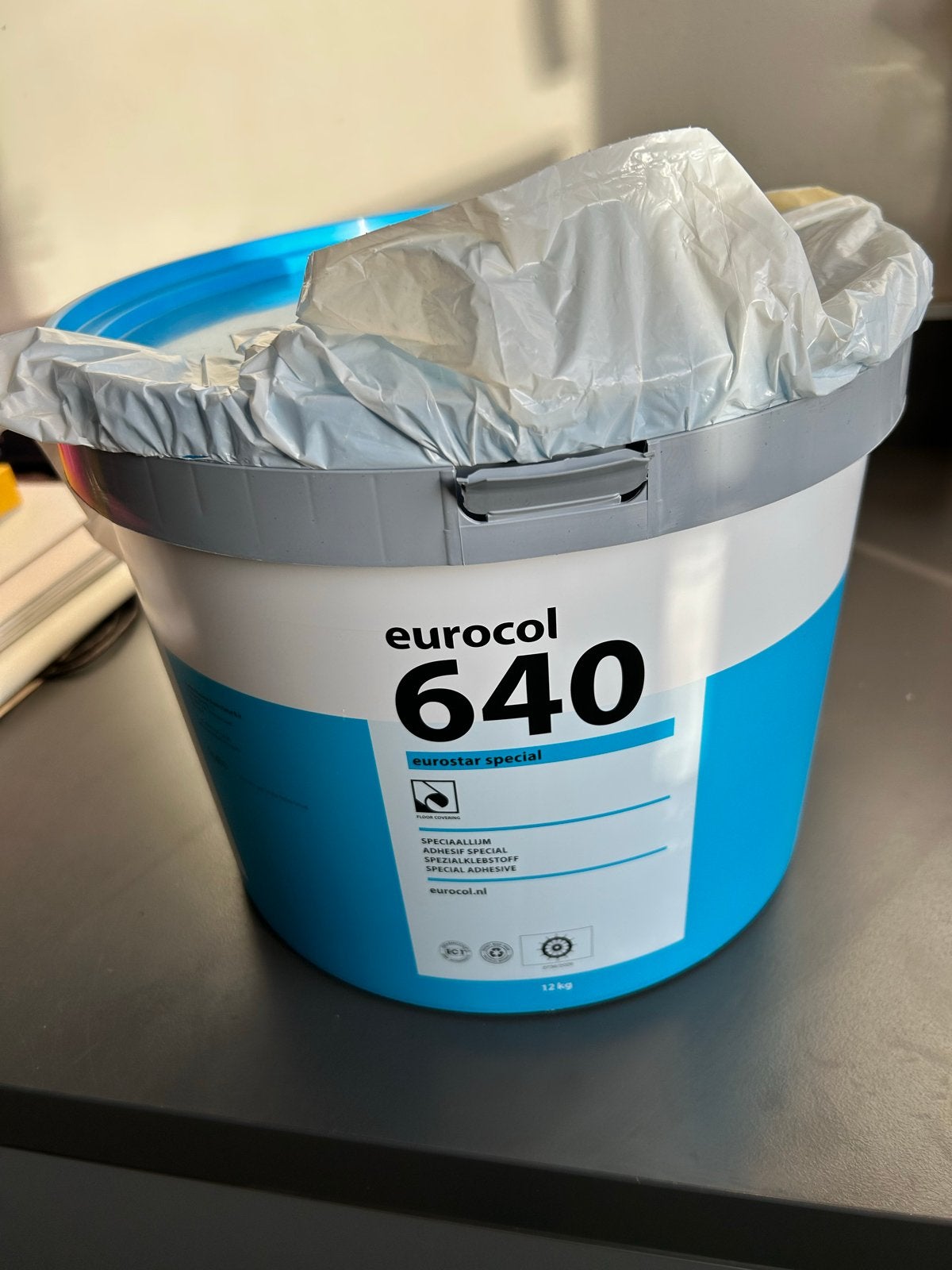 Eurocol 640 Eurostar Special Lijm - 12 kg, Ophalen, Blauw, 10 tot 15 liter, Verf