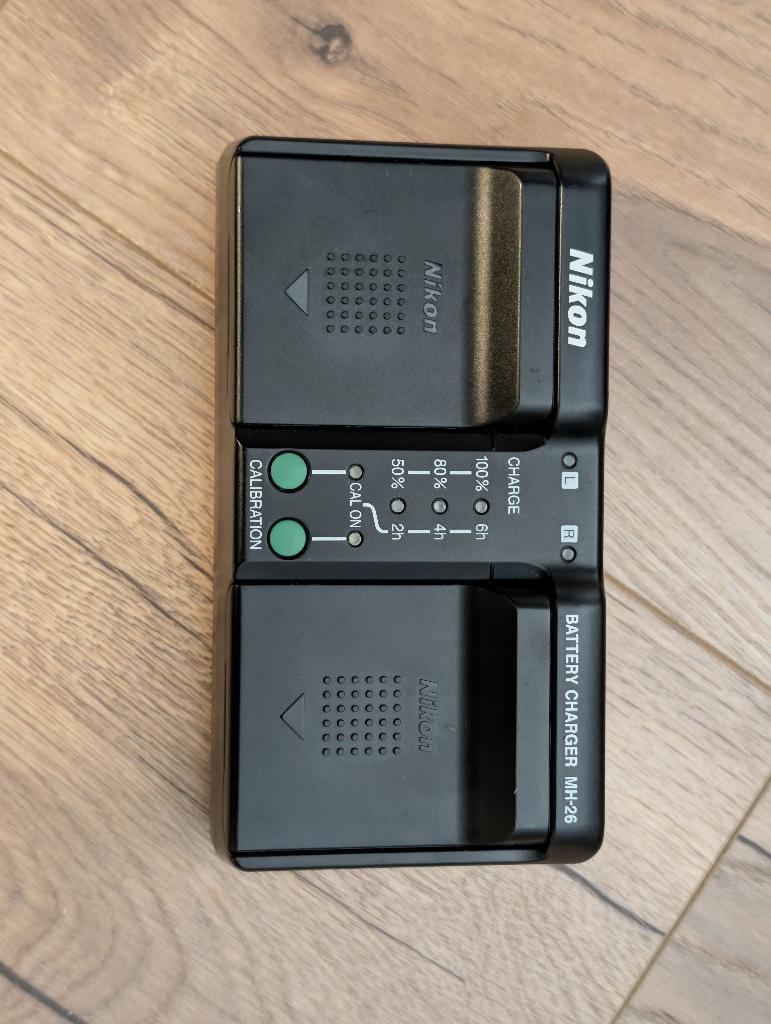 Nikon MH-22 Quick Charger voor D4, D5, D6 oplader / lader, Verzenden, Zo goed als nieuw