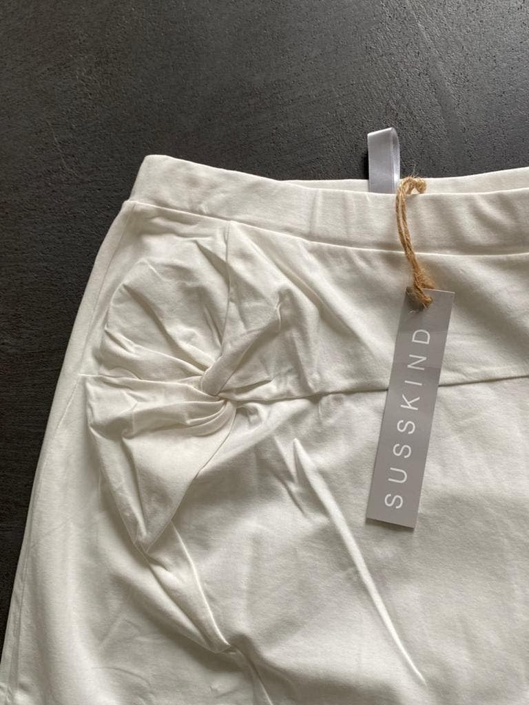 i192/4 Nieuw: rok Susskind maat M=38  gebroken-wit, Kleding | Dames, Maat 38/40 (M), Wit, Nieuw, Ophalen of Verzenden