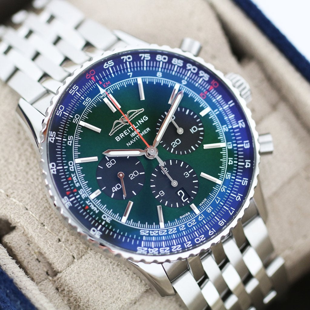 Breitling Navitimer B01 Green 46 (Goed/ 2023), Staal, Staal, Breitling, Polshorloge