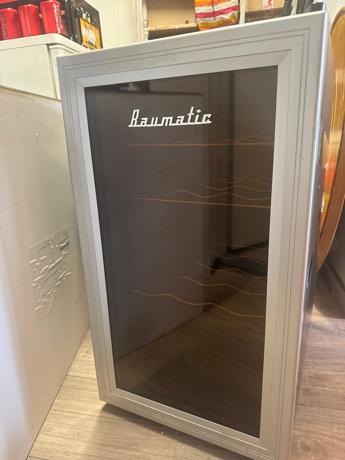 Baumatic wijnkoelkast met lichte transportschade, Minder dan 45 cm, Minder dan 75 liter, Ophalen, 85 tot 120 cm